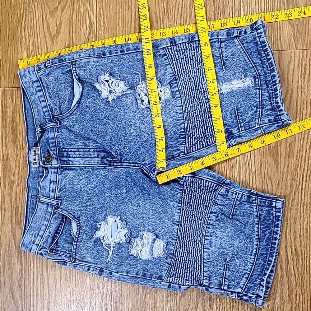 BUCKLE BLACK 32x11.5 MEN TEEN MOTO DISTROYED BLEECH ACID WASH VINTAGE SHORTS
